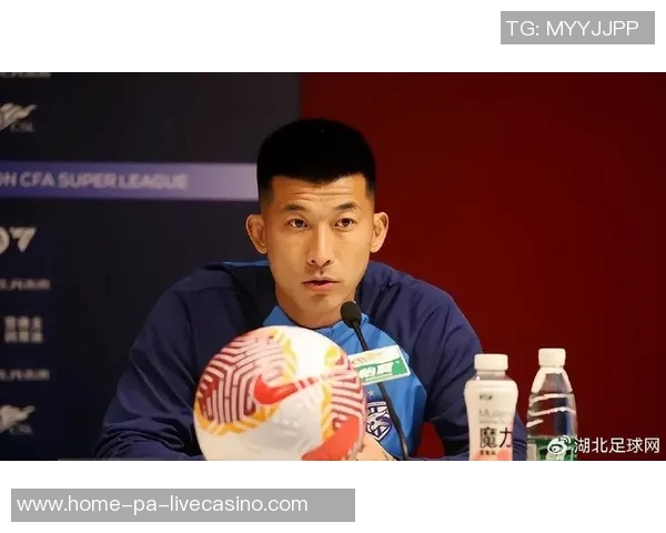 里卡多足球:探索足球战术与团队协作的完美结合之道